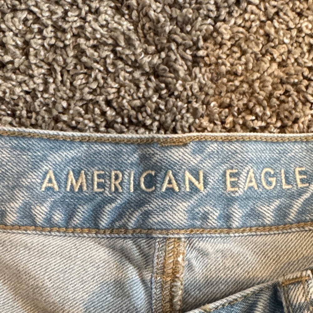 American Eagle mom jeans - Picture 3 of 6